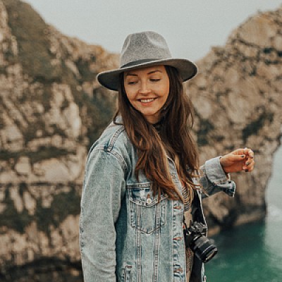 Videographer Alisa Notcake