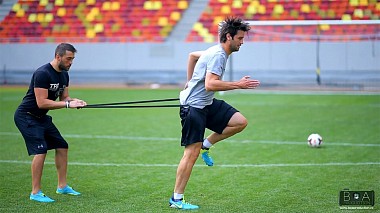 Βιντεογράφος George Boangiu από Βουκουρέστι, Ρουμανία - Cristian Chivu (football player) - Training TRX, sport, training video