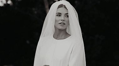 来自 阿利坎特, 西班牙 的摄像师 Adriana Bonastre - Angel & Carla - Las colinas golf -, advertising, drone-video, engagement, musical video, reporting