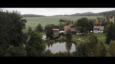 Videographer Wanderful Weddings from Wroclaw, Poland - Bernadette & Matthew / rainy cottage wedding, engagement, event, reporting, wedding
