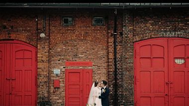 Katoviçe, Polonya'dan Lovely Film kameraman - Unusual industrial style reception and a wedding in the monumental Basilica with Marta and Kuba, drone video, düğün, müzik videosu, raporlama
