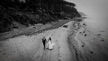 Videografo Klatka po Klatce Studio Filmowe da Varsavia, Polonia - M + M // Baltic autumn video, wedding