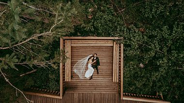 来自 比亚韦斯托克, 波兰 的摄像师 Frame of Emotion - Marta i Mateusz, wedding