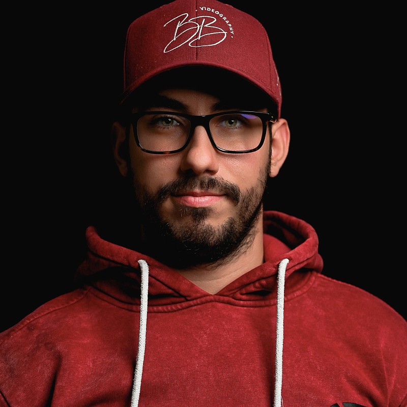 Videographer Benjamin Budai