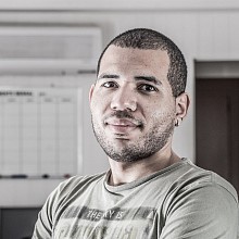 Videographer Douglas Santos