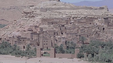 来自 洛格罗尼奥, 西班牙 的摄像师 Tenguerengue Wedding - TEASER BODA EN MARRUECOS JUANKA Y GHITA, engagement, reporting, wedding