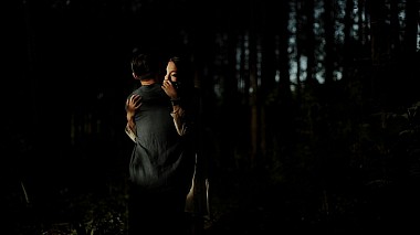 来自 苏腊巴亚, 印度尼西亚 的摄像师 Billy Pandean - Emotion of love, SDE, drone-video, engagement, wedding