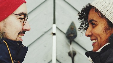 来自 里斯本, 葡萄牙 的摄像师 Happy Together Films - Gisa + Jorge | Engagement | Snow Session in Helsinki and Porvoo, Finland, engagement, invitation