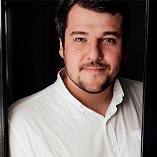 Videographer Vladimir Riabovol