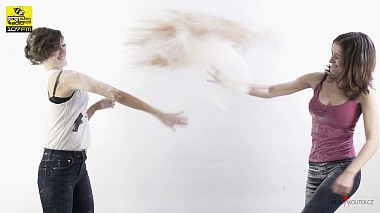 Videografo Jiri Ozdobinski da Brno, Repubblica Ceca - Crazy christmas cover song, musical video