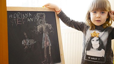 Suceava, Romanya'dan Daniel Vatamanu kameraman - Adriana and Stephanie - Their first story, çocuklar
