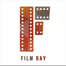 Videographer Film Day Group