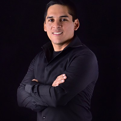 Kameraman POL CARPIO
