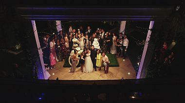 Videógrafo uccio mastrosabato de Matera, Itália - paola e roberto everybody wants to rule the world, drone-video, engagement, wedding