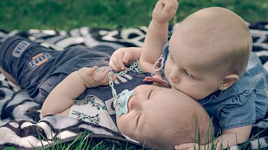 Videógrafo Alex Olteanu de Bacau, Roménia - Christening - Emma & David, baby, drone-video, event