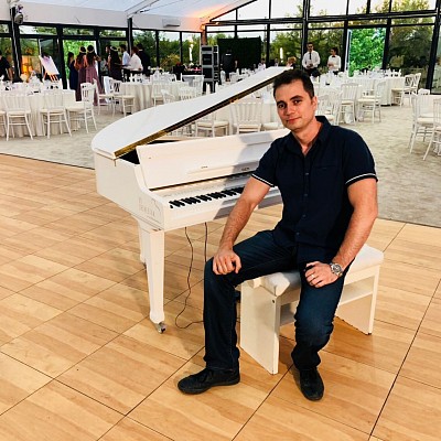 Videographer Paul Beligan