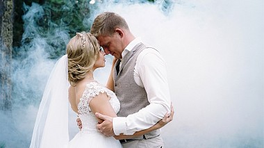 Videógrafo Katerina Chernishova de Omsk, Rusia - Денис & Полина | СВАДЕБНАЯ ИСТОРИЯ, drone-video, wedding