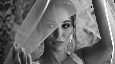 Відеограф Christian Paskalev, Пловдив, Болгарія - Viki & Denis Love story, drone-video, engagement, wedding