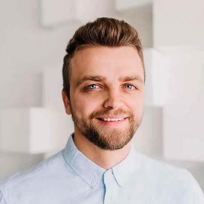 Videographer Aleksandr Yarovoy