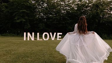 来自 特尔古日乌, 罗马尼亚 的摄像师 Malaescu Daniel - destination wedding Bucharest // Elena & Nicu, drone-video, engagement, event, showreel, wedding