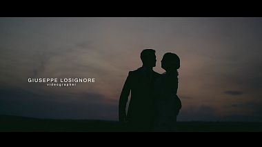 来自 马泰拉, 意大利 的摄像师 Giuseppe losignore - La felicità è un percorso, non una destinazione...., wedding