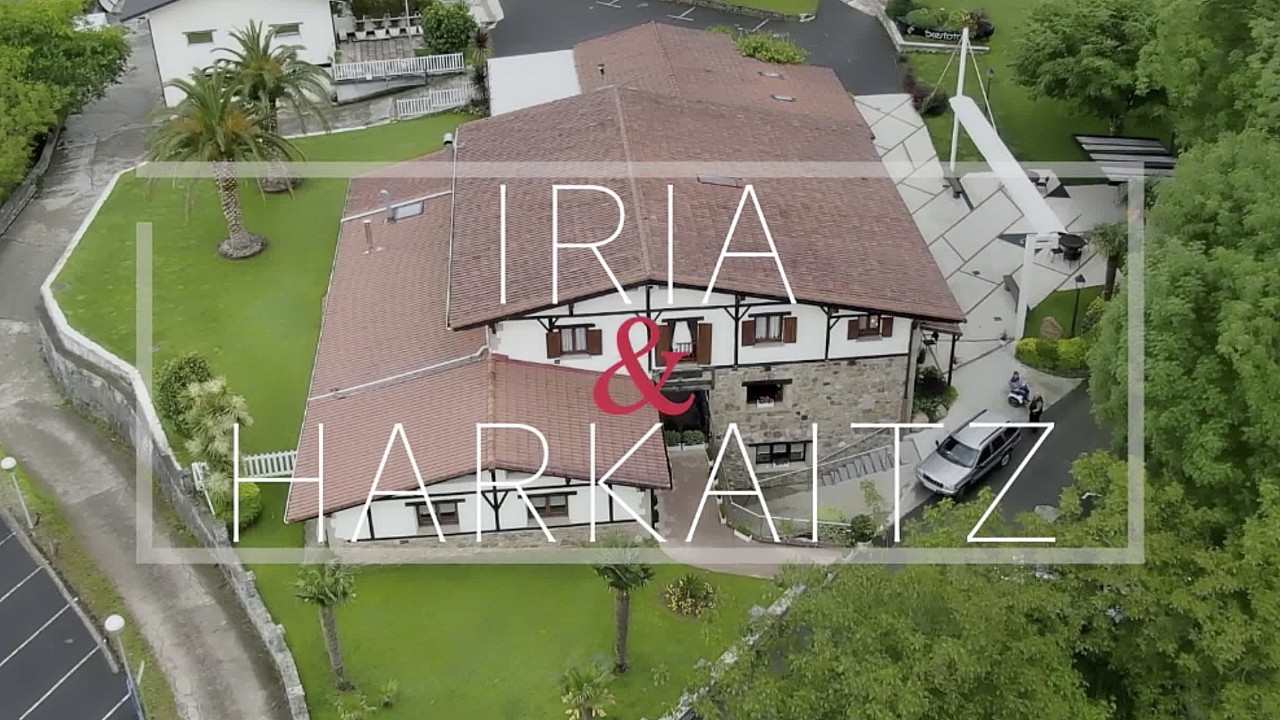 IRIA & HARKAITZ TRAILER BODA