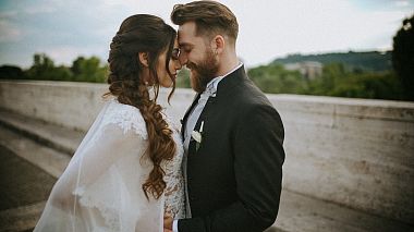 来自 泰尔莫利, 意大利 的摄像师 Momento Films - Niccolò & Lorella // Wedding in Rome, wedding