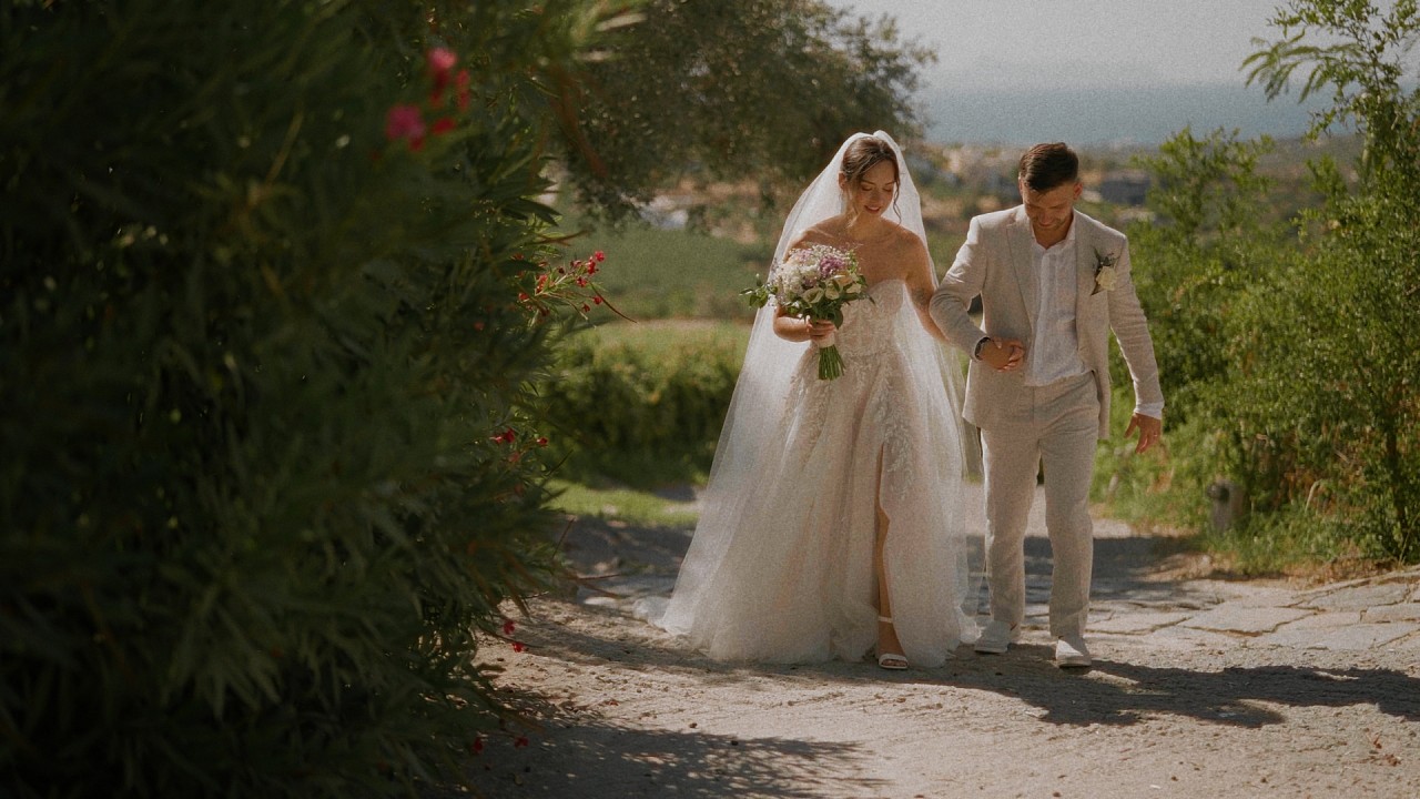 Charlotte and Josh | Wedding in Agreco Farm